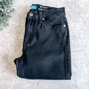 7 For All Mankind Black Ankle Skinny Jean Size 25